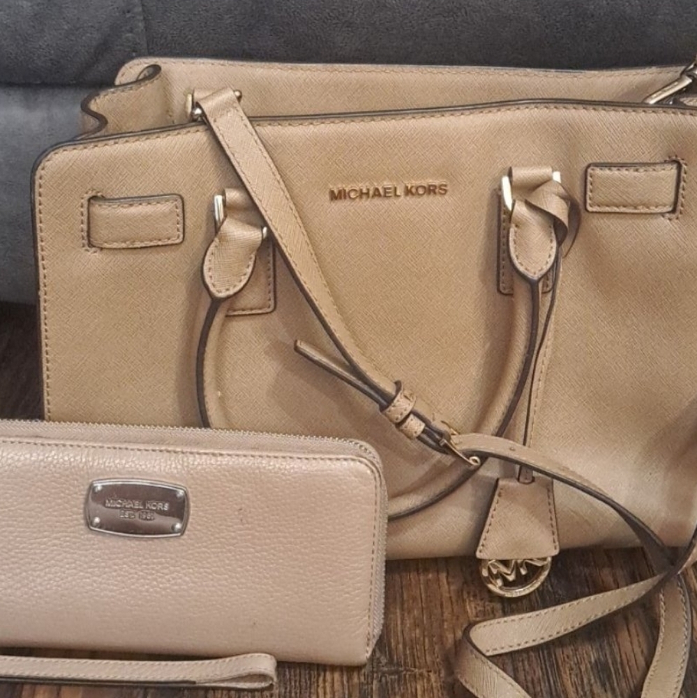 Michael Kors Beige Satchel and Wallet Set